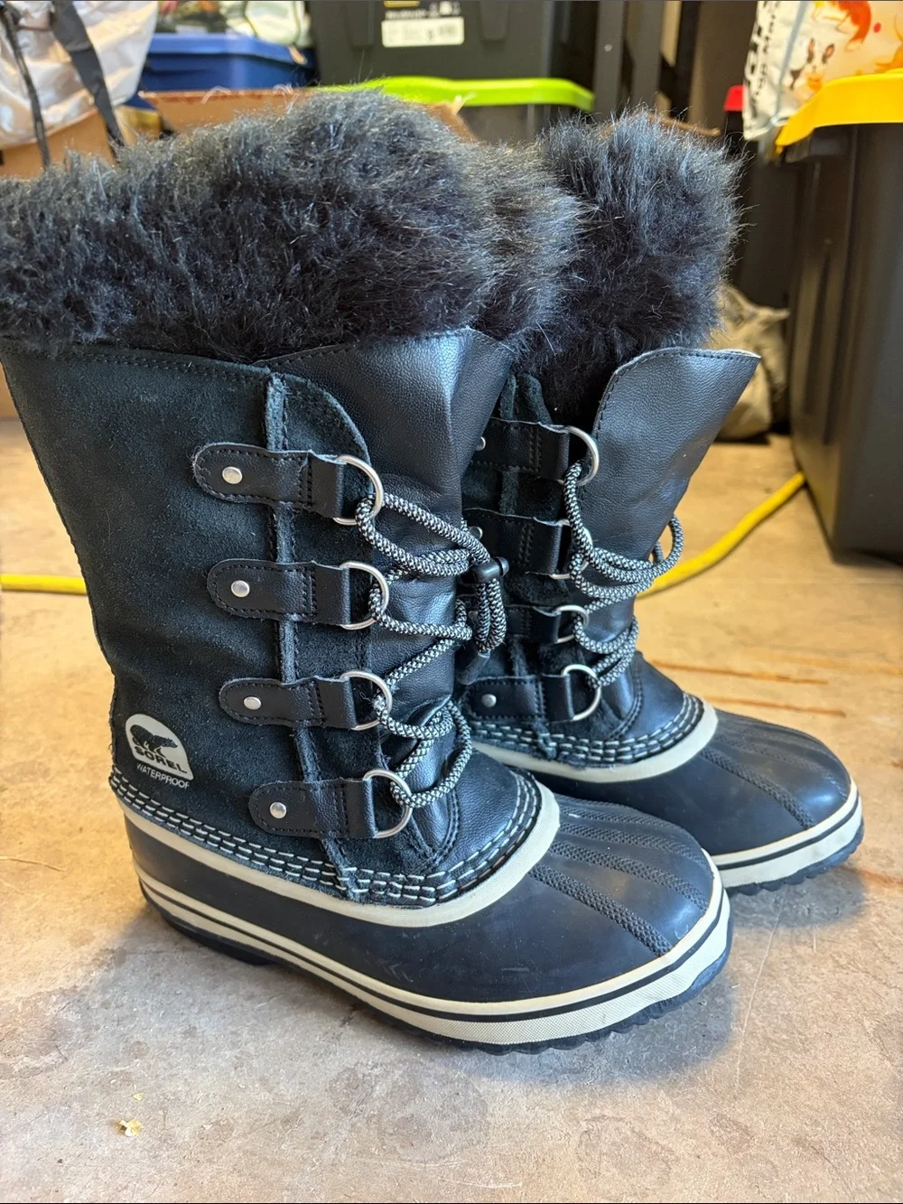 Kids winter boots